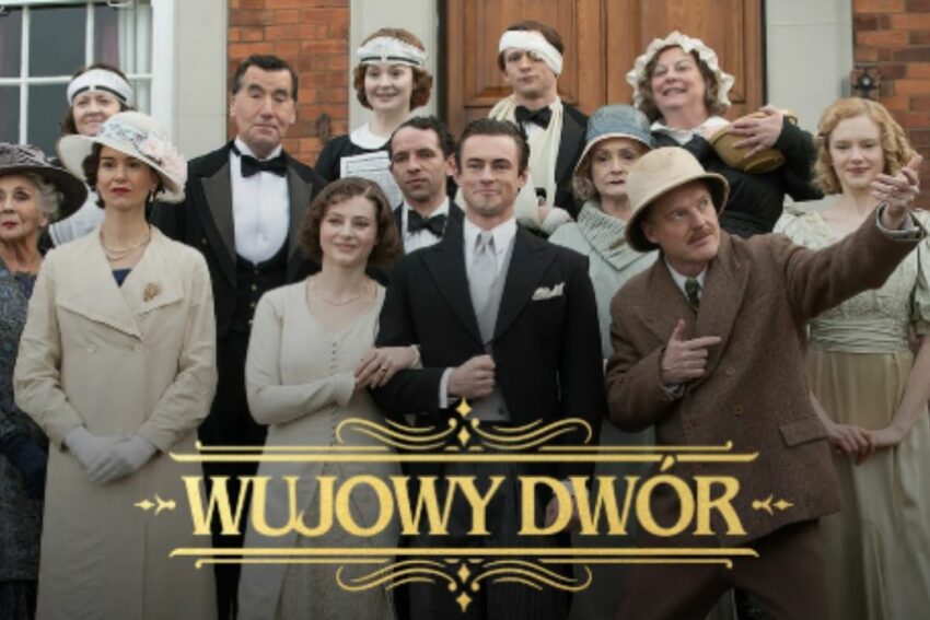 Wujowy dwór - krótka, bezspoilerowa recenzja filmu z 2005 roku.