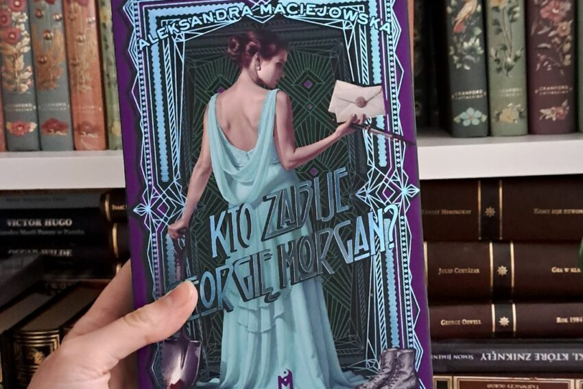 Kto zabije Georgię Morgan - kryminał z oldschoolowym romansem w tle. Świetna historia dla fanów historii detektywistycznych osadzonych w XX wieku.